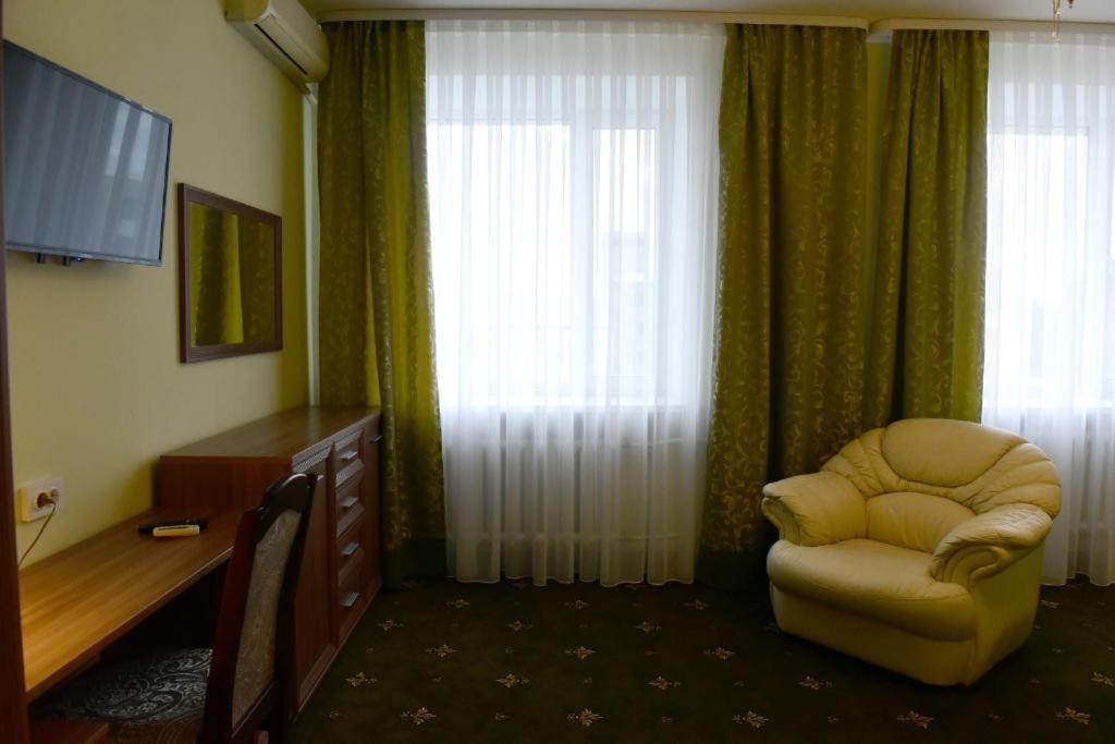 Nurtau Hotel Pavlodar Bagian luar foto